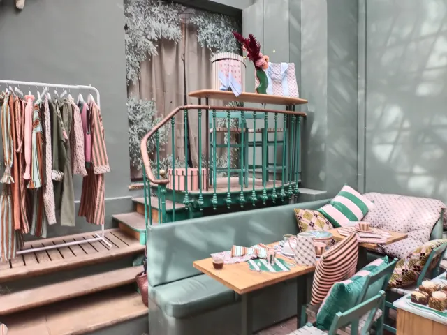 Shooting mode dans la serre du musée 